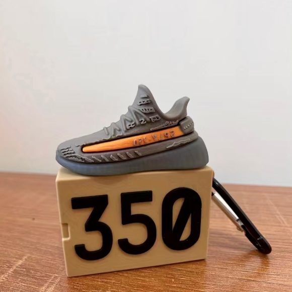 Silicone case for AirPods Pro 2 - Picture 3 of 4